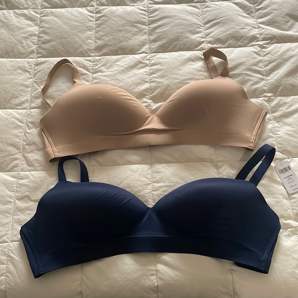 Soma Bras Size 40C with tags still attached.